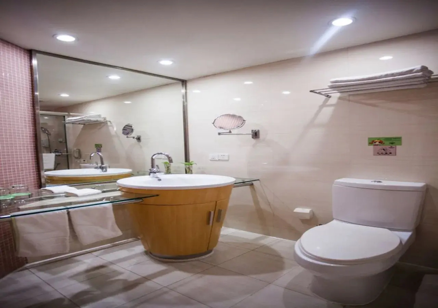 voco Nanjing Oriental Pearl by IHG