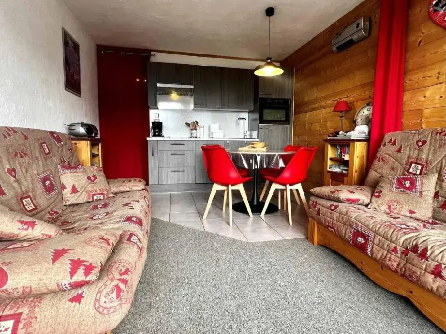 Studio Notre-Dame-de-Bellecombe, 1 pièce, 4 personnes - FR-1-505-51