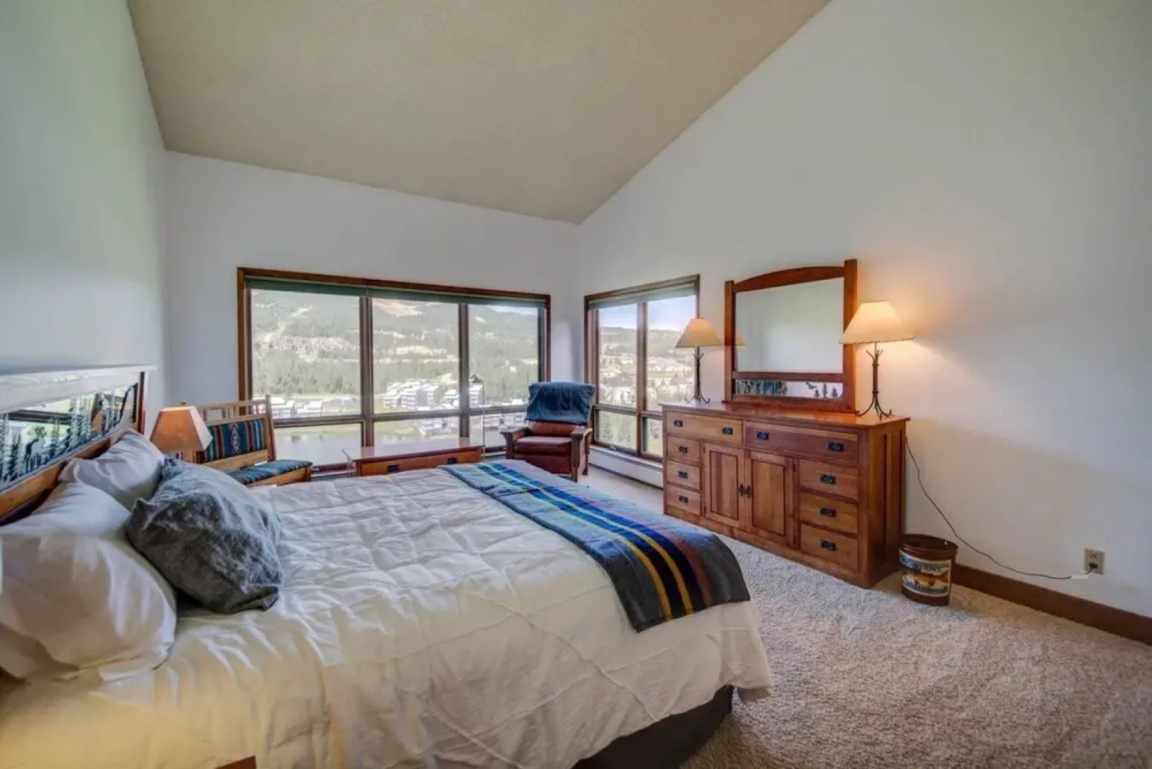 Big Sky - Skycrest 1733