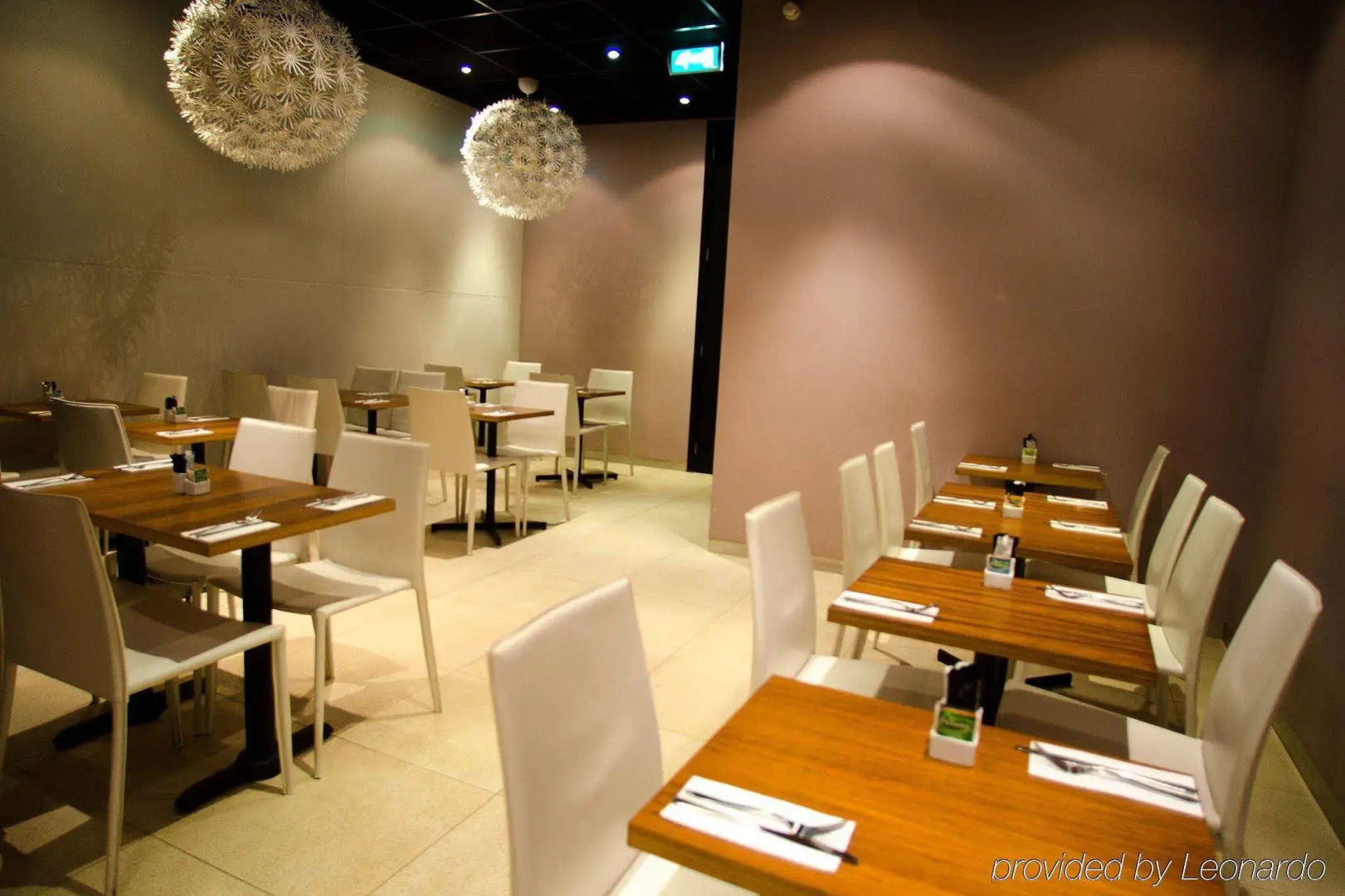 Отель Cornelisz