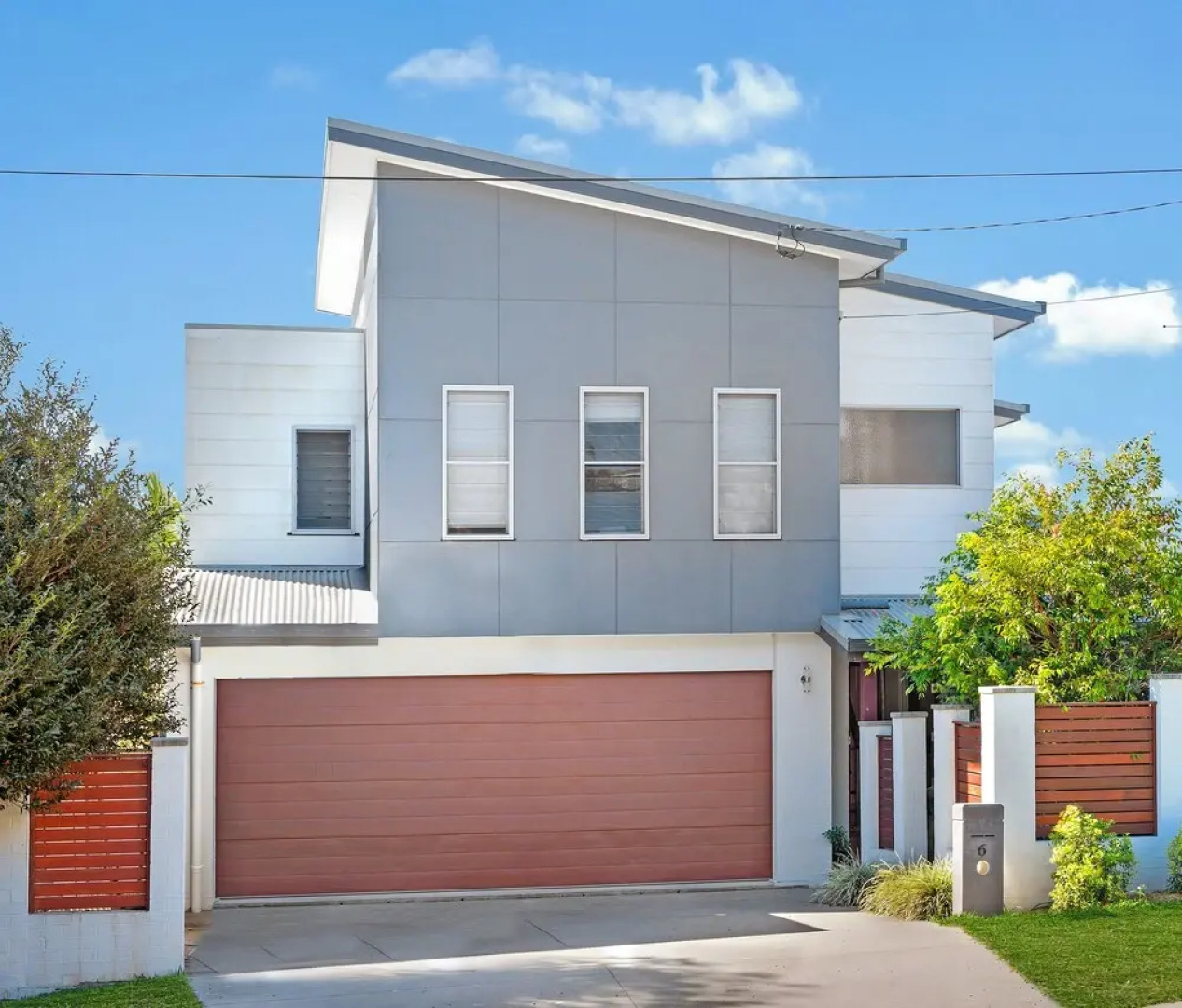 Sunny-Daze - Bonny Hills