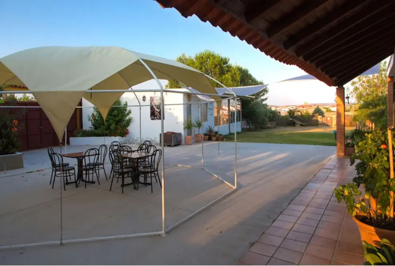 Villa With 8 Bedrooms in Mirandilla, With Wonderful Mountain View, Pri