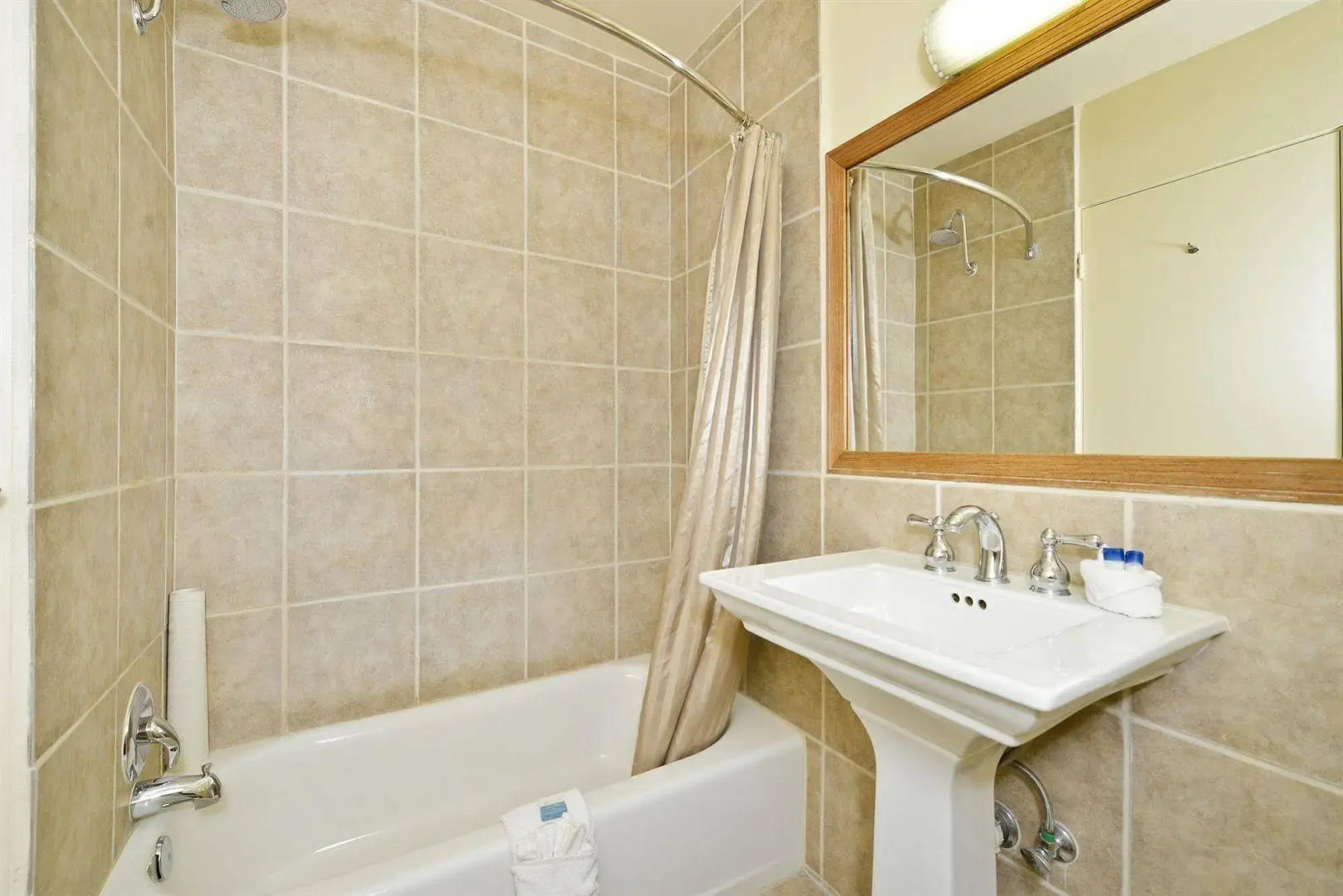 Historic Coronado Motor Hotel by OYO