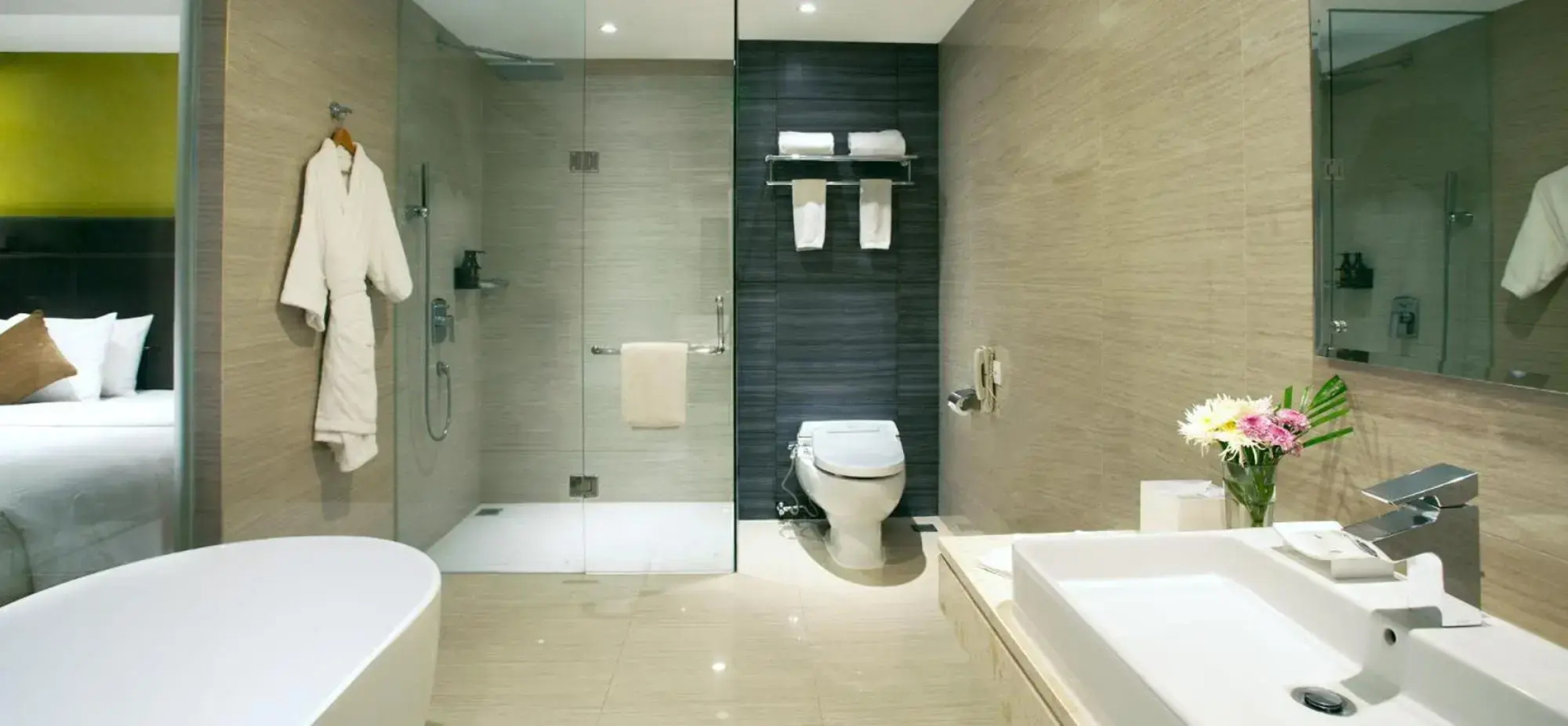 Platinum Adisucipto Hotel & Conference