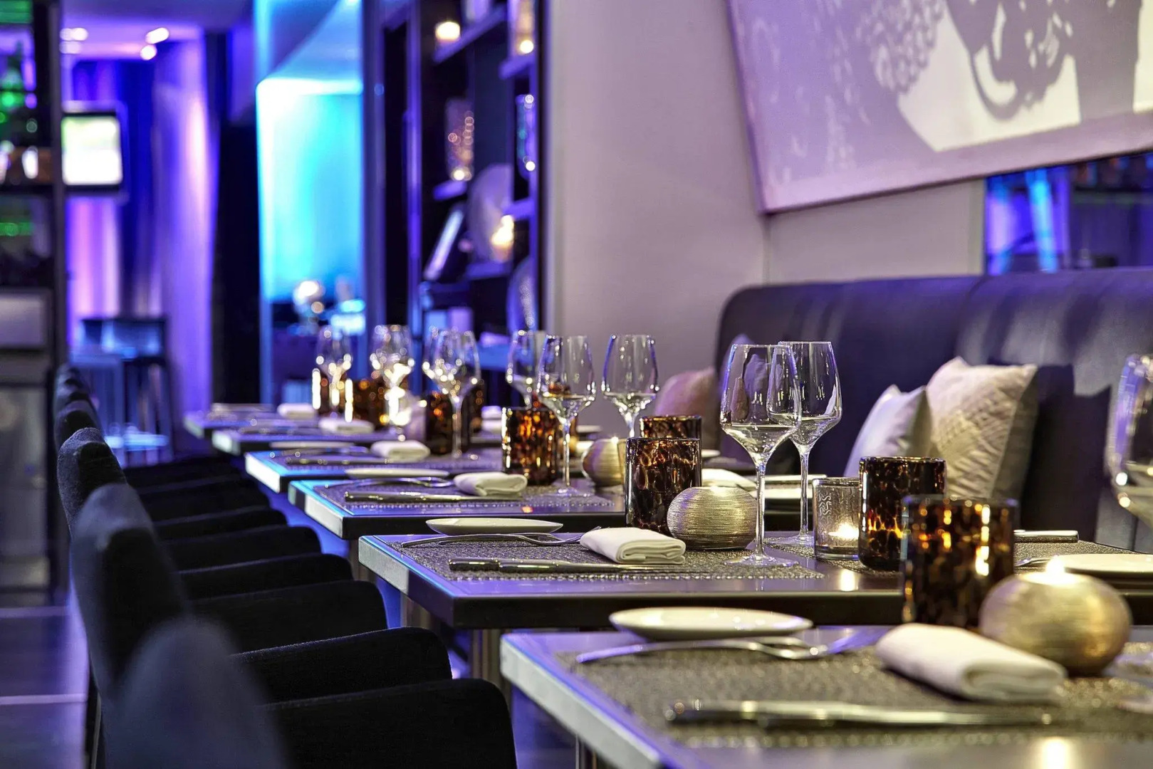 Renaissance Paris Arc de Triomphe Hotel