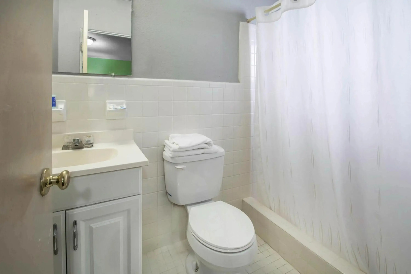 Rodeway Inn & Suites Winter Haven Chain Of Lakes