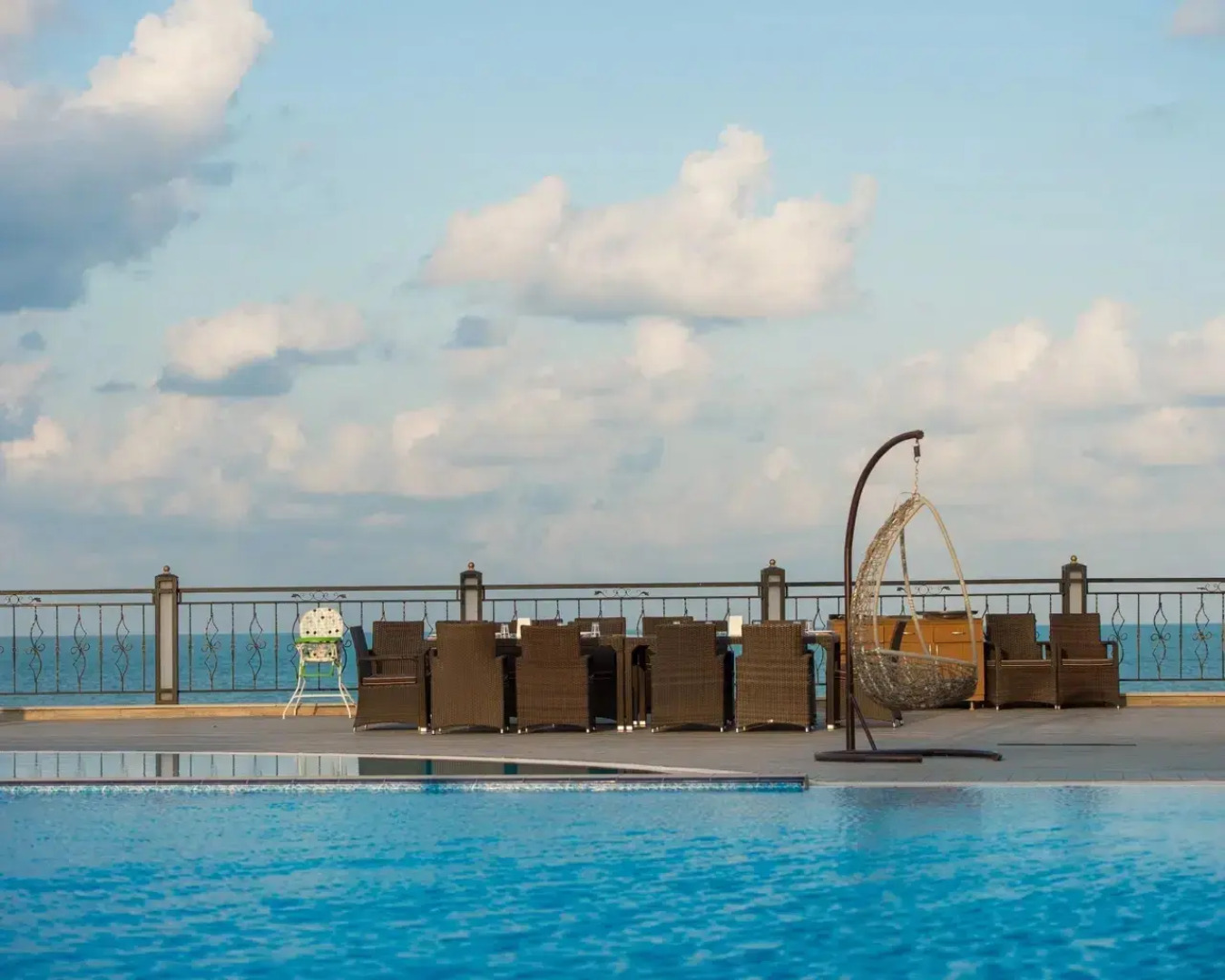 Отель и ресторан Khazar Palace