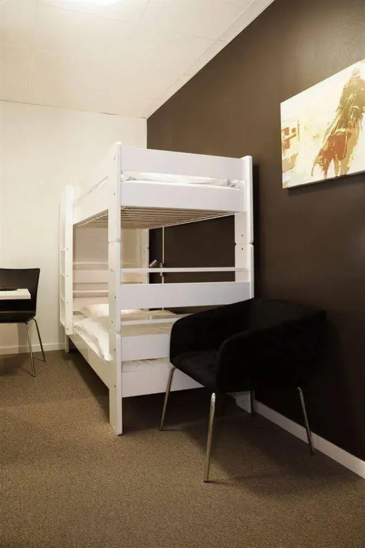 Slottsskogens Hostel