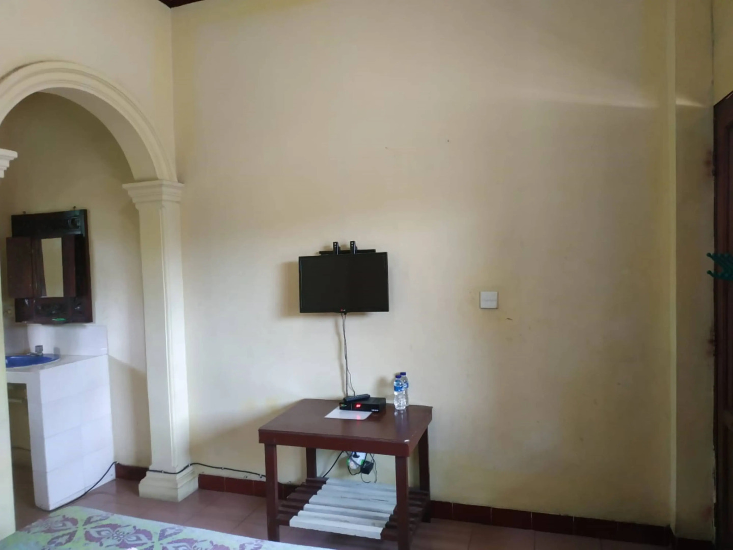 OYO 3303 Penginapan Putri Asih Sawarna