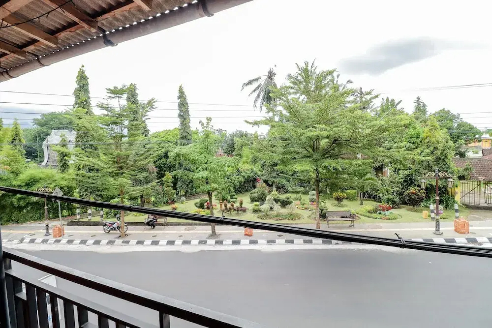 Penginapan Roro Mendut by ZUZU