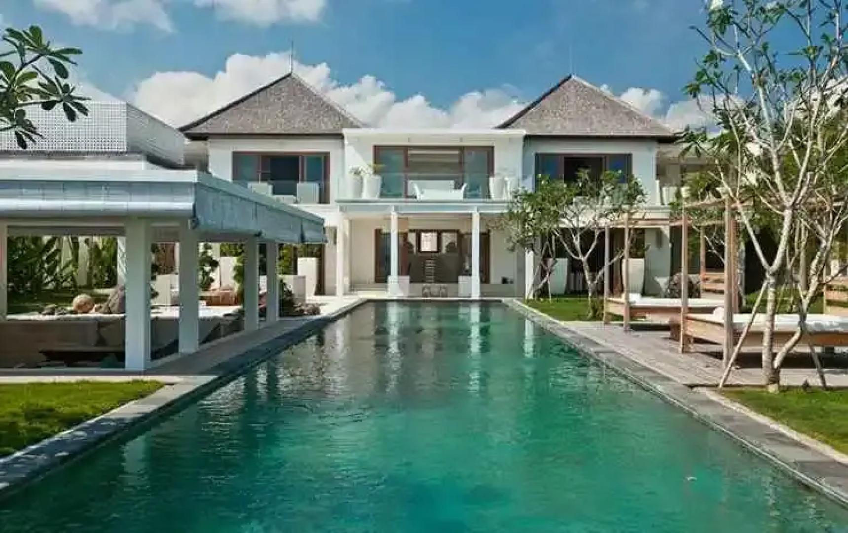 Villa Ombak Putih