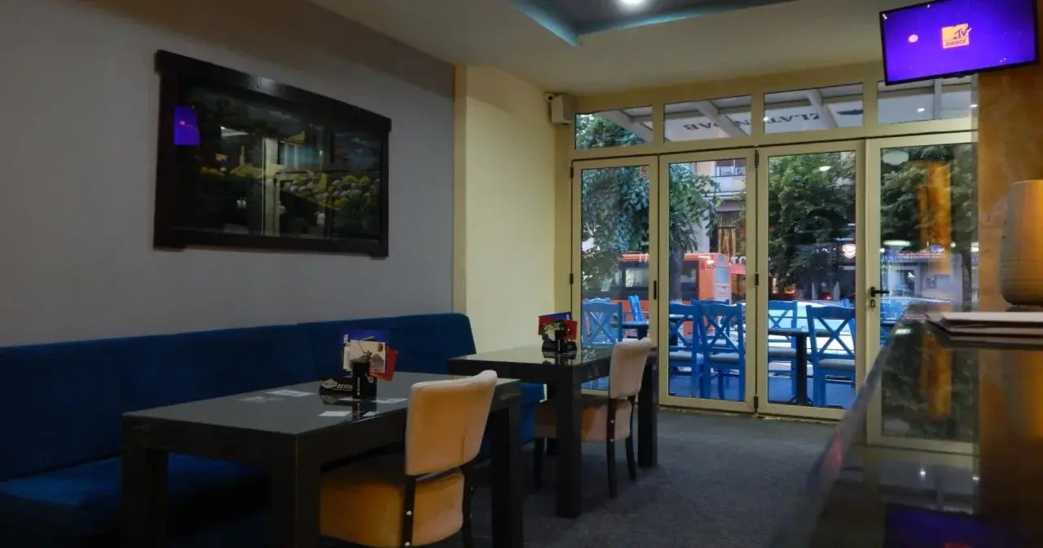 Atlas City Center Hotel