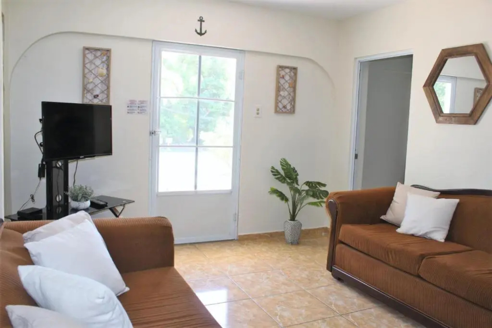 Beachaccess 2 bdr, WiFi, Hammock, Kitchen The Reef 1