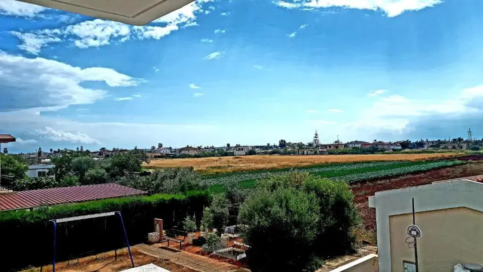 Stunning Spacious 2-bed Apartment in Liopetri