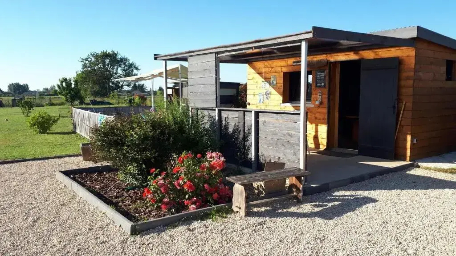 Logement Privatif a 5min du Lac de Rille (Adults Only)