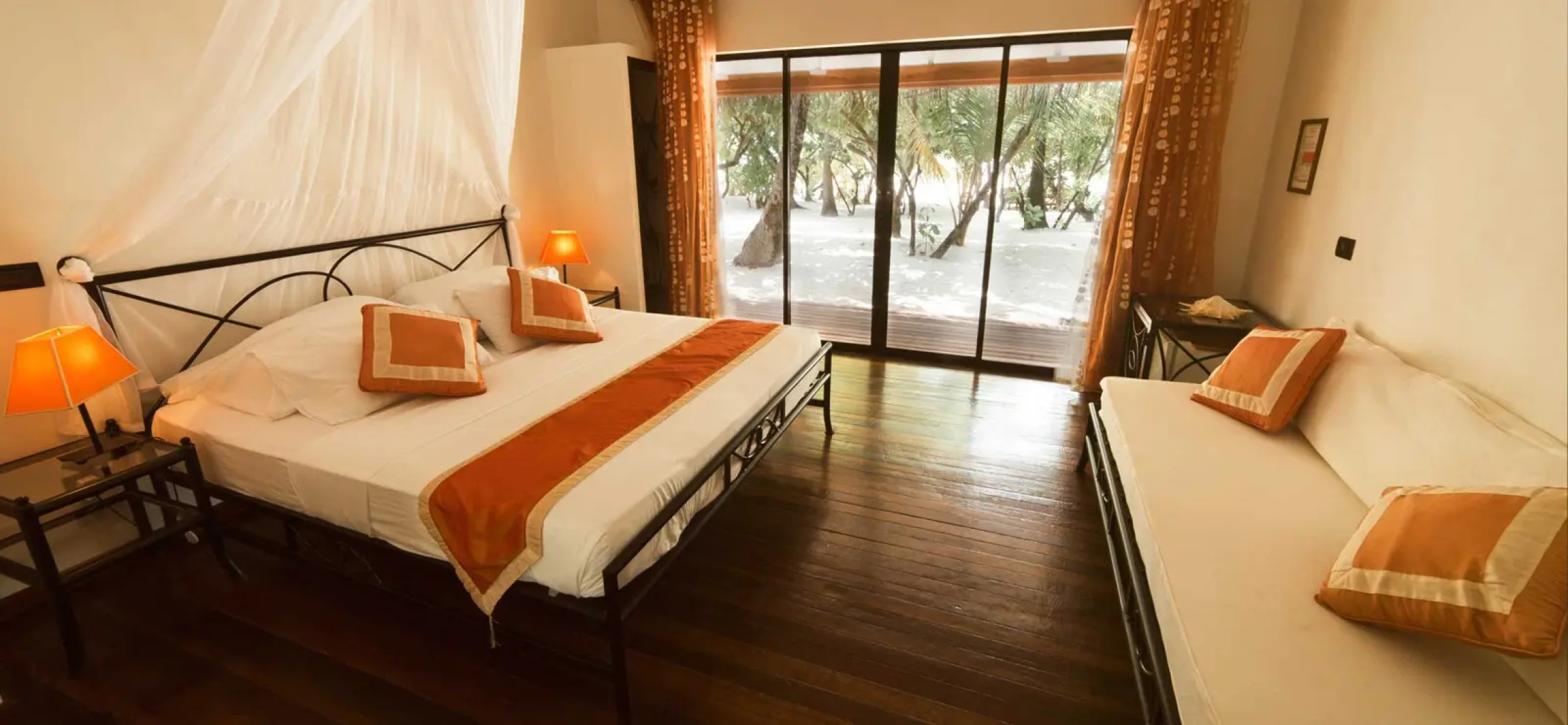 NAKAI Maayafushi Resort