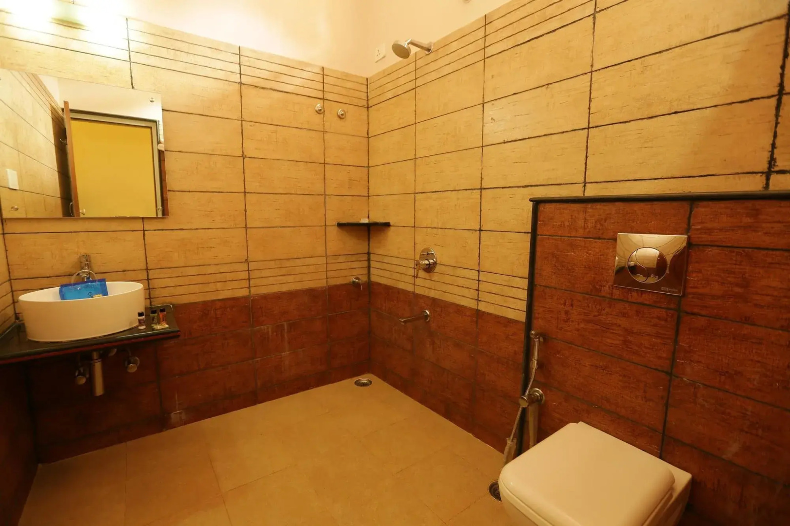 OYO Premium Heritage Stays Charing Cross