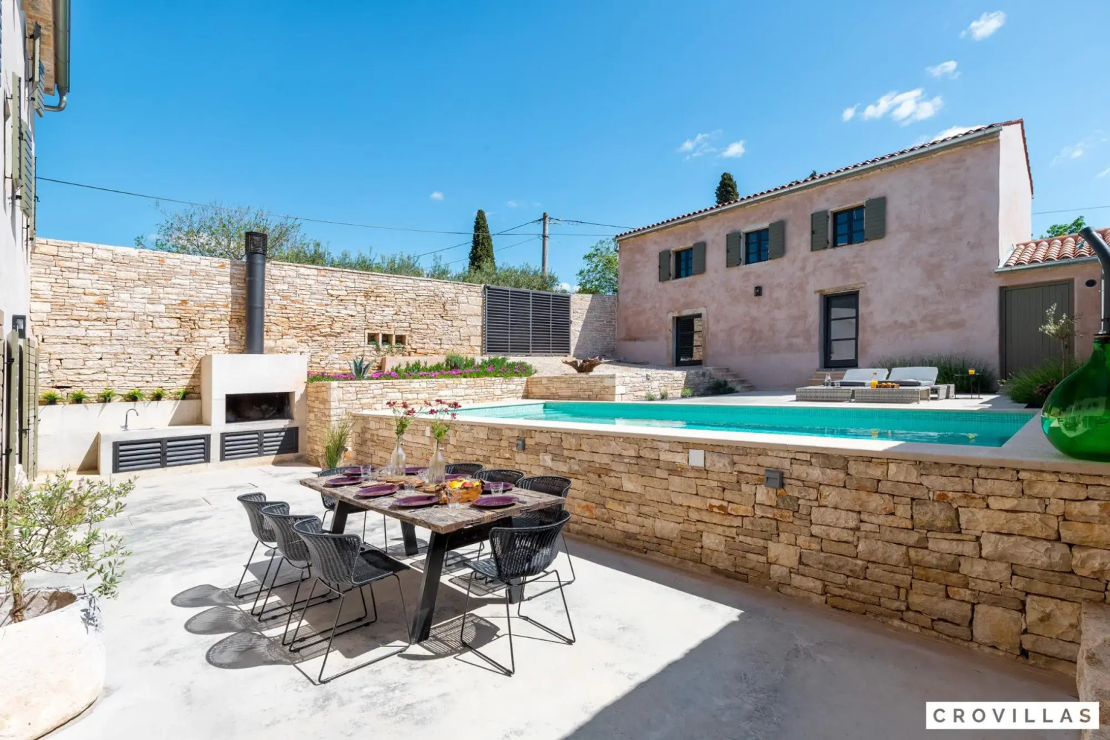 Elena Rovinj in Bale