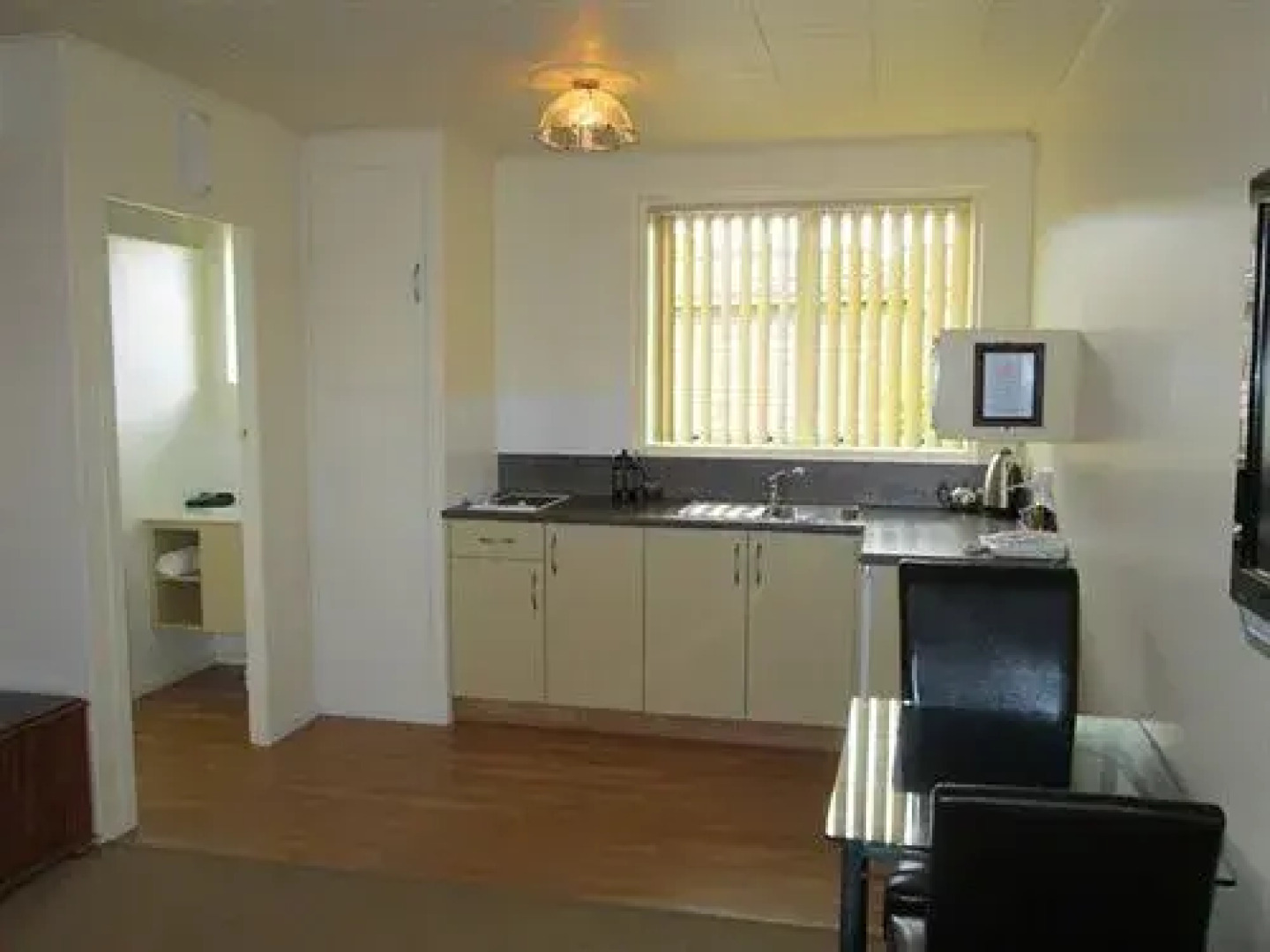 Shortland Court Motel