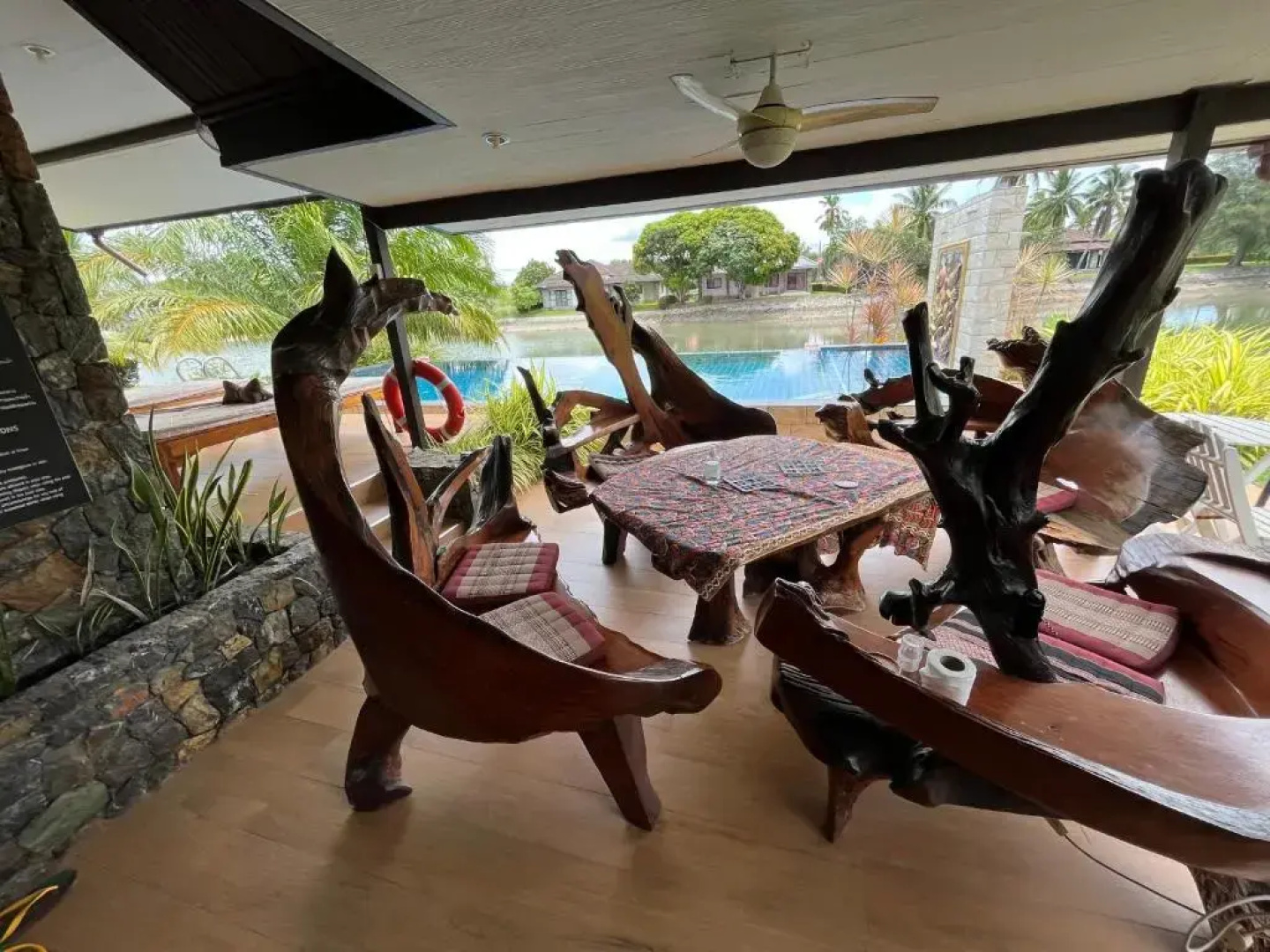 Rock Garden E28 Pool villa