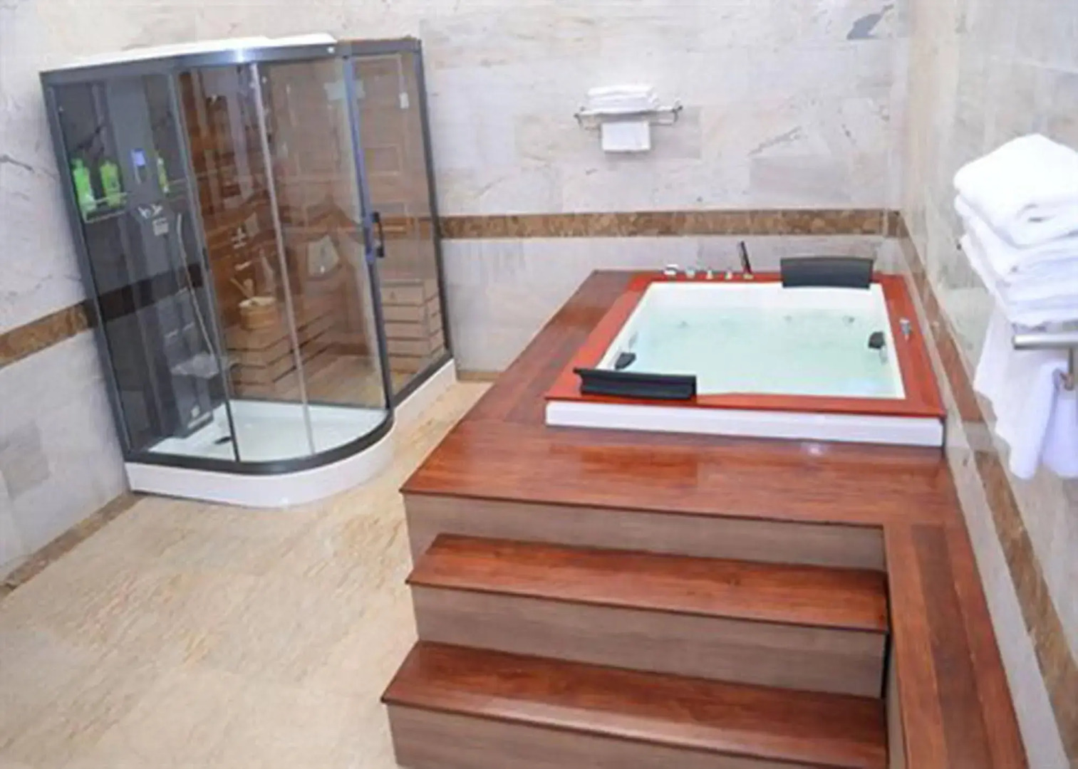 Royal President Hotel