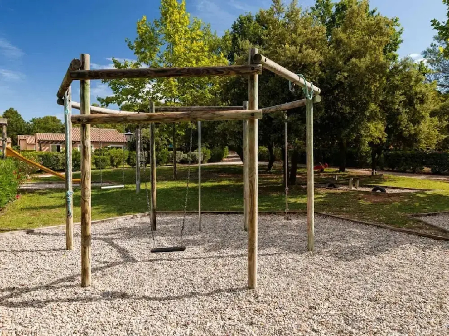 Maisonette in Gaujac Near Provencal Village