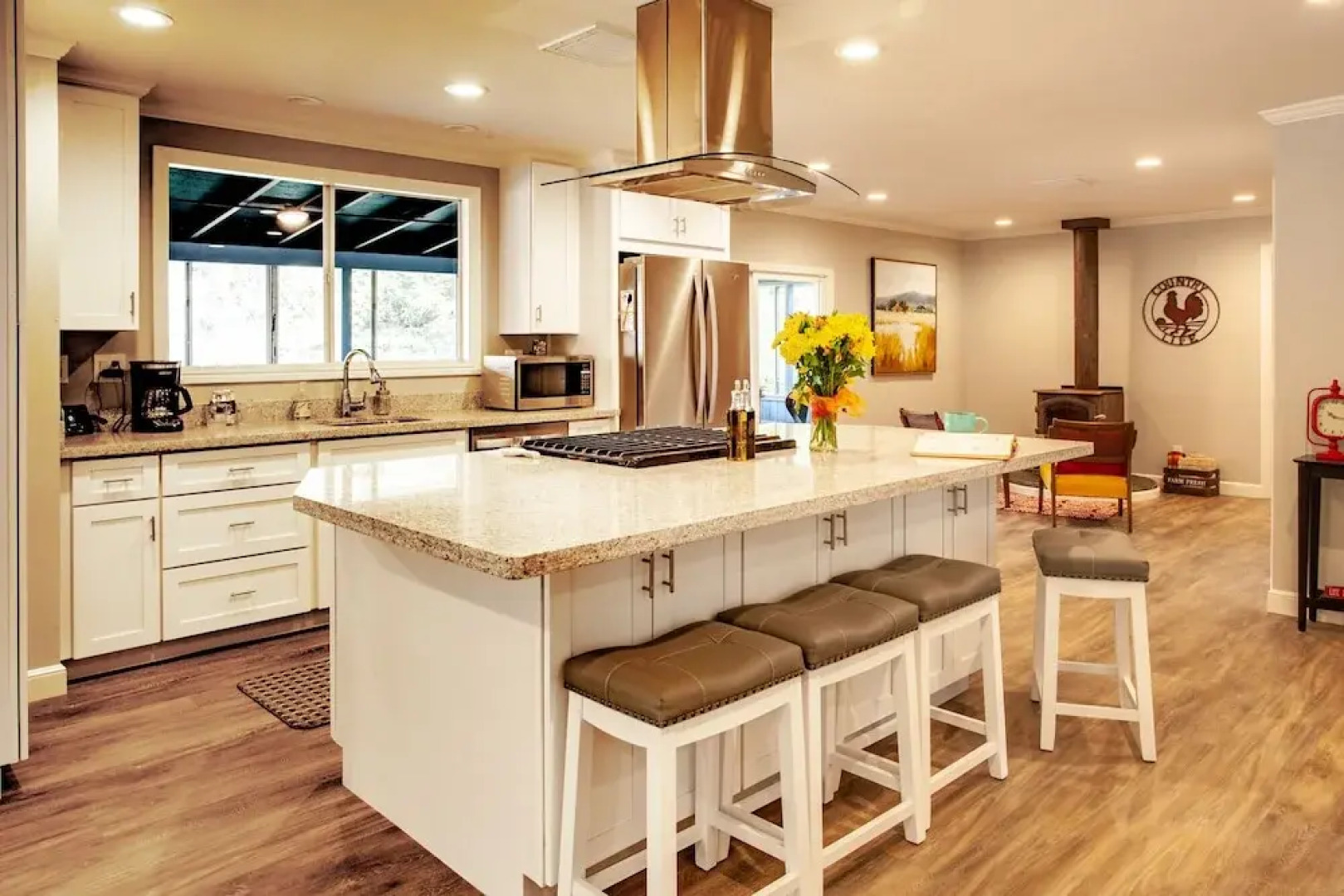 Cozy Country in Sebastopol - 3 Br Cottage