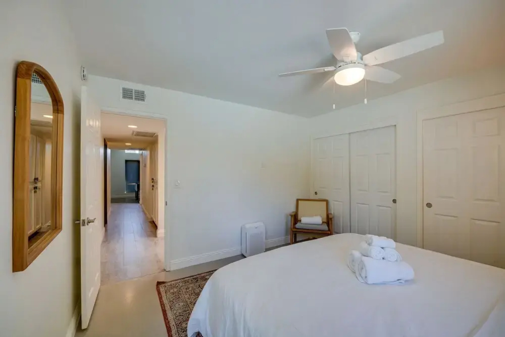 Bakersfield Oasis: Private Pool, Hot Tub & Patio!