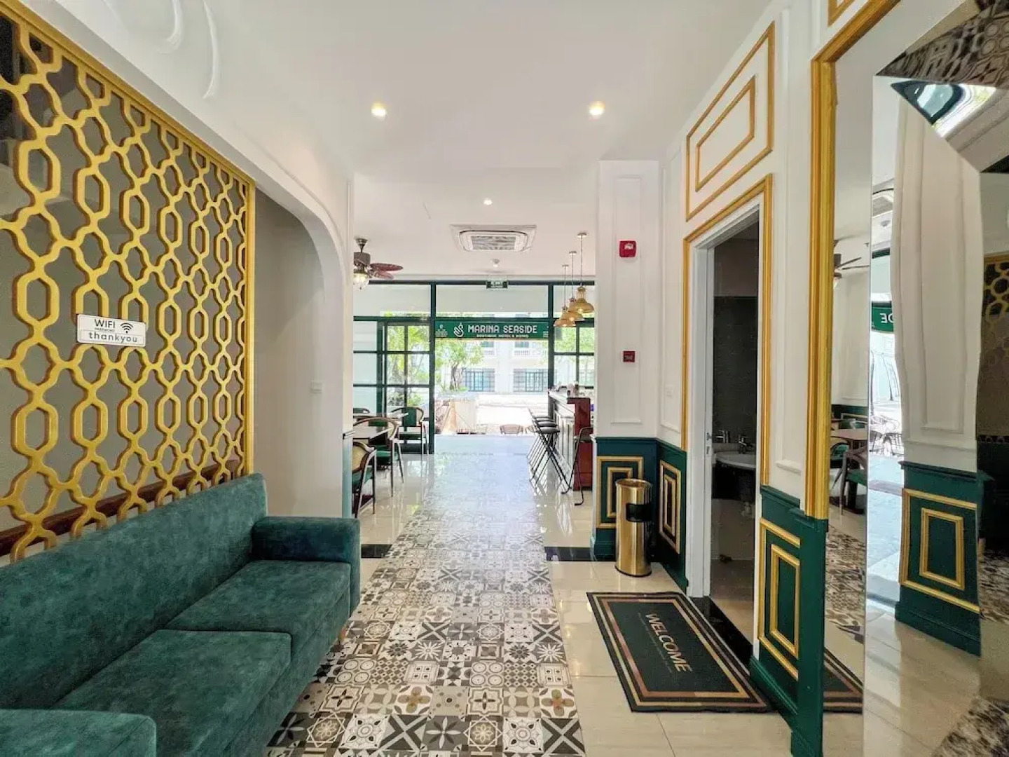 Marina Seaside Boutique Hotel