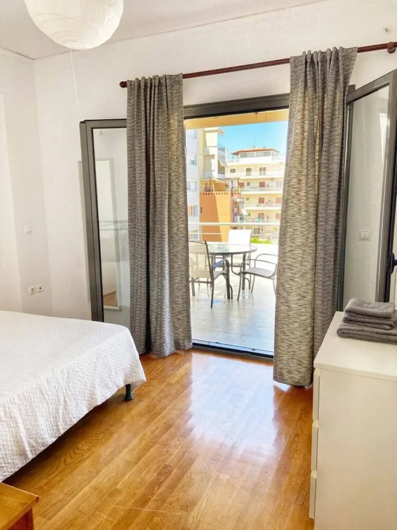 Seaside Apartment, Walking Distance To The Beach