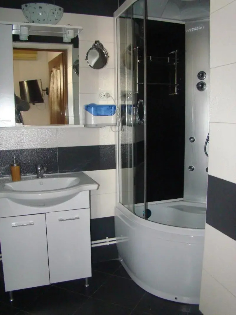 Crown Royal Pensiune