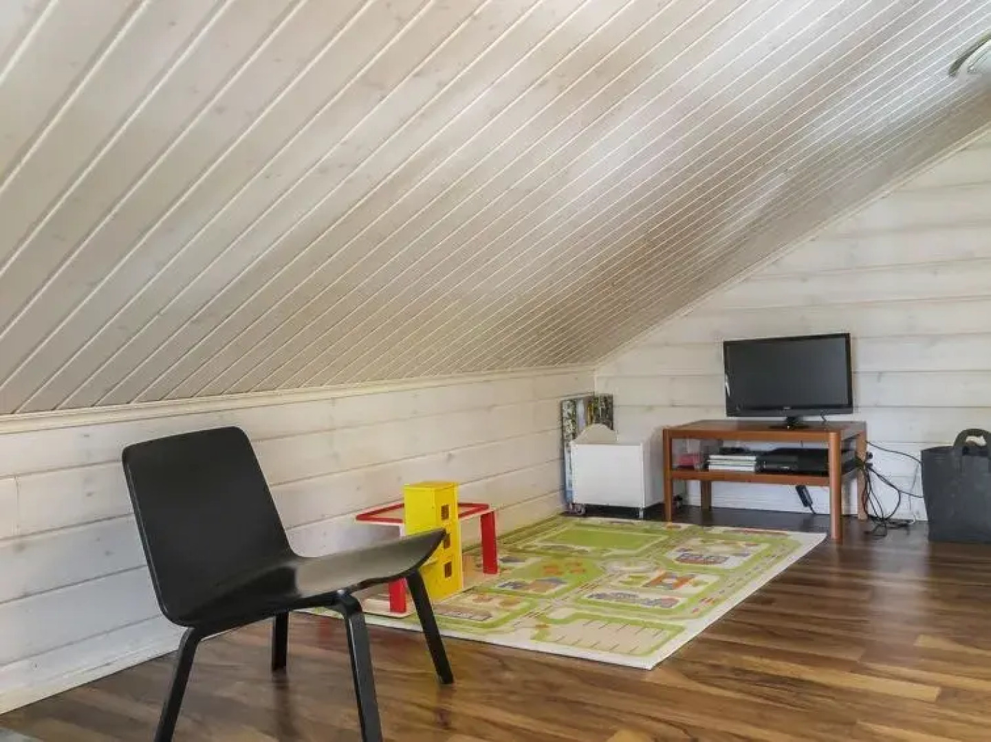 Holiday Home Aihki b