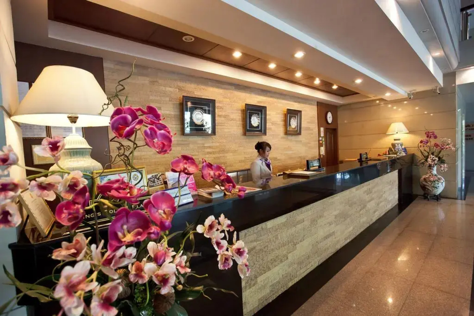 Sing Golden Place Hotel