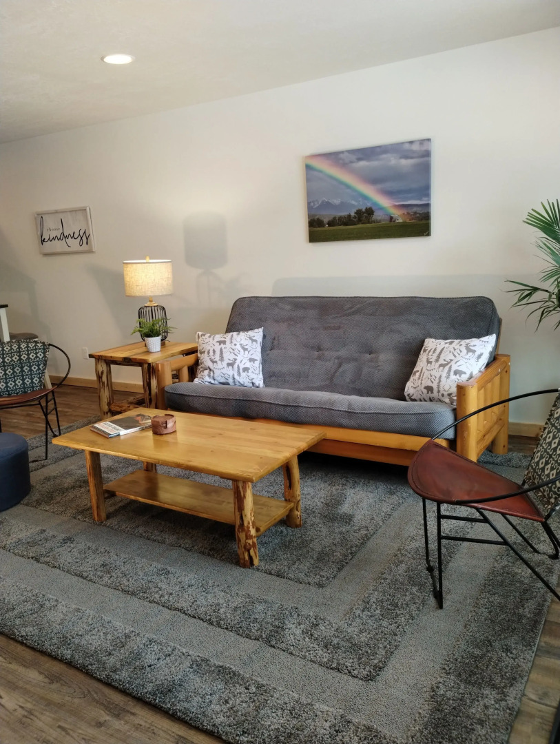 Beargrass Lodging and RV Resort