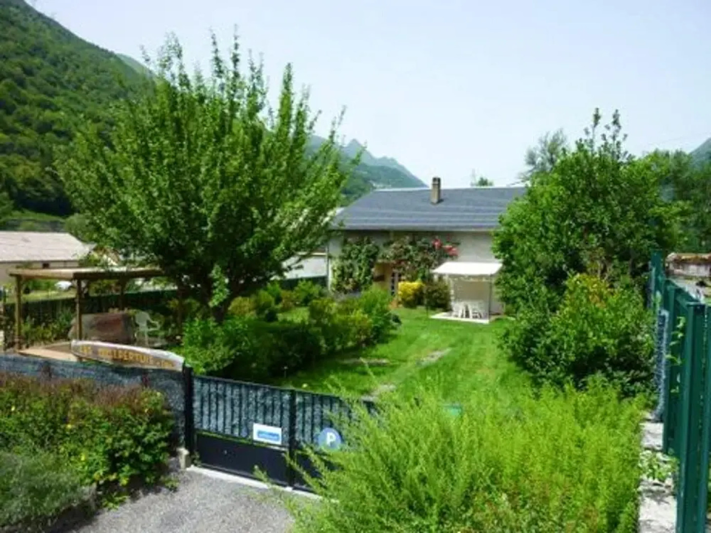 House With 4 Bedrooms In Luz Saint Sauveur With Wonderful Mountain View Enclosed Garden And Wifi