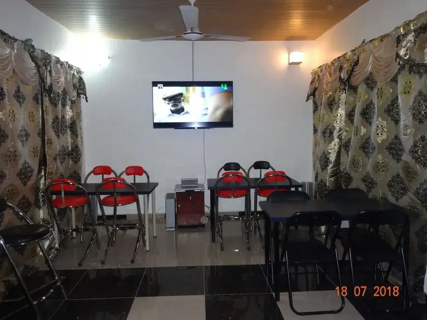 Nordik Palace Bed & Breakfast