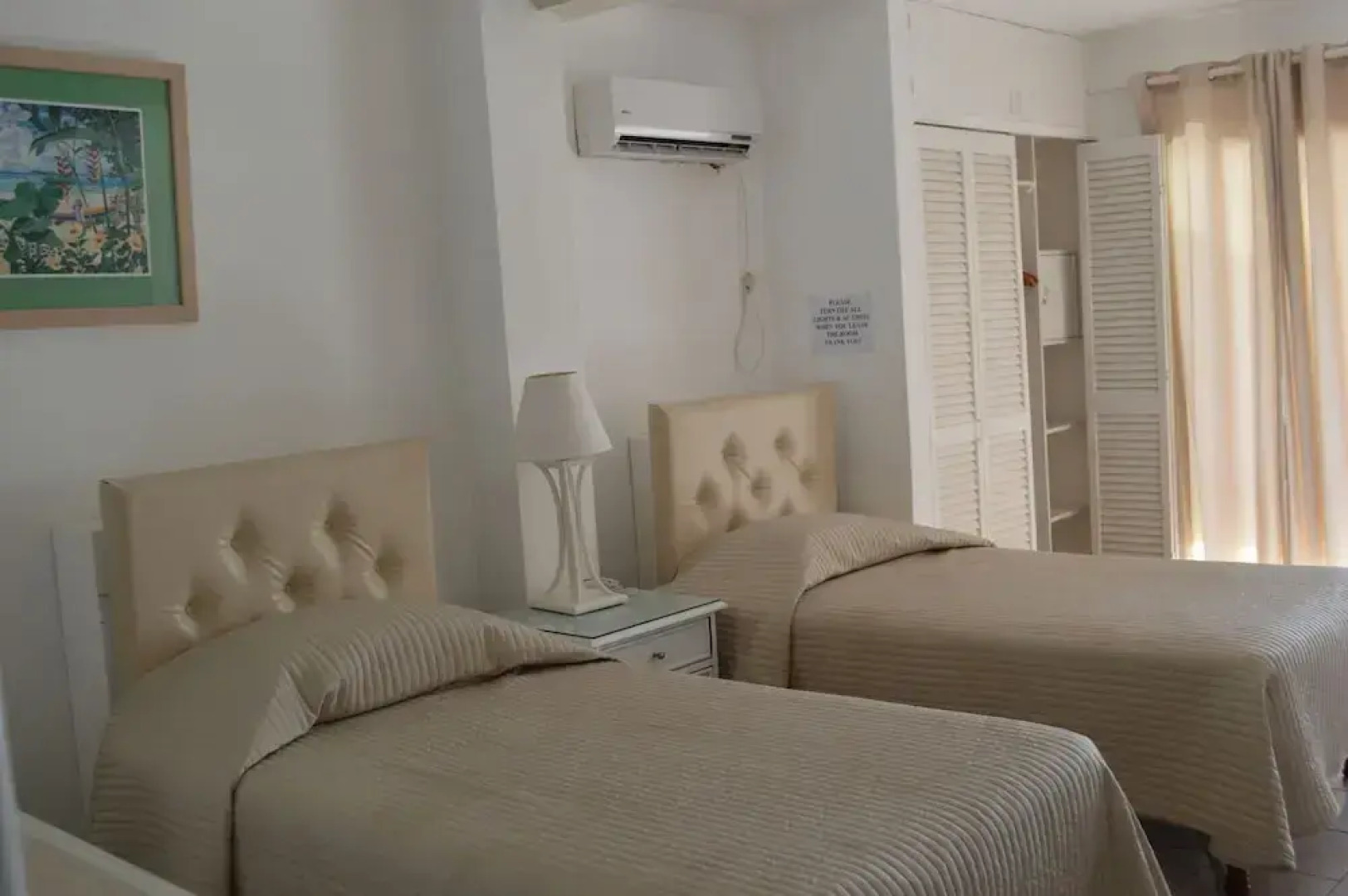 Four Aces Apartments