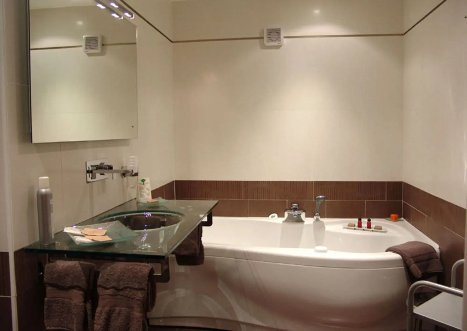 Private Hotel - Adults Only