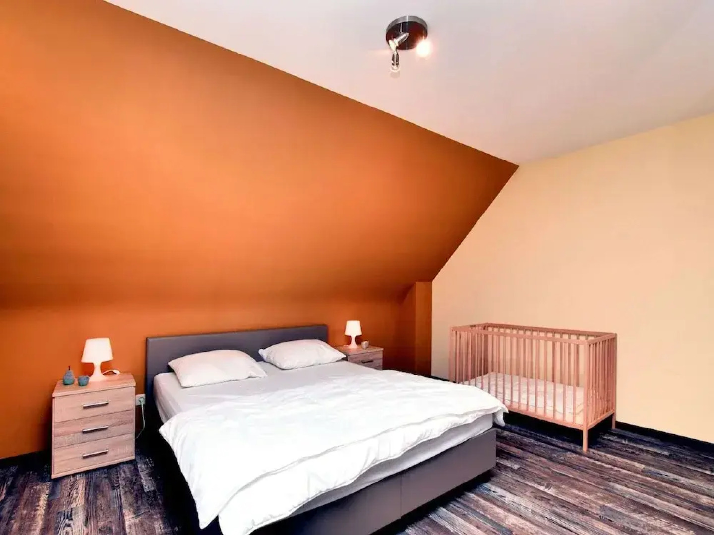 Holiday Home in Hastiere Near Forest