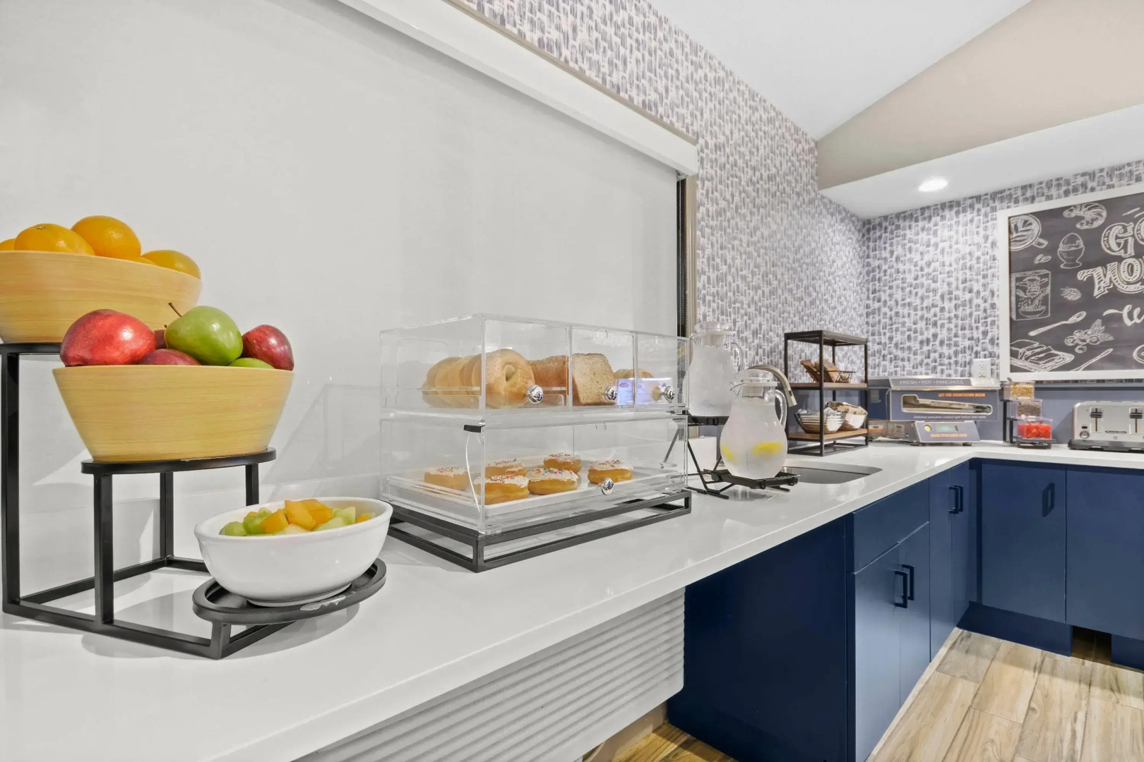 AmericInn by Wyndham Virginia