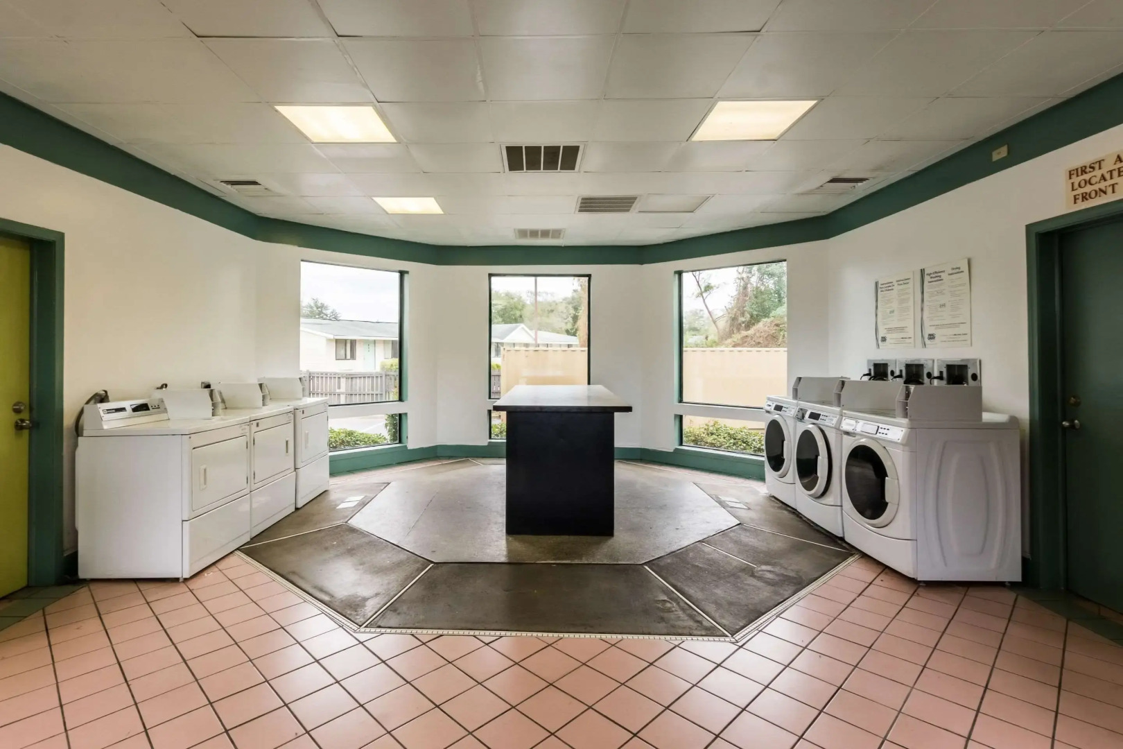 Suburban Studios Florence I-95