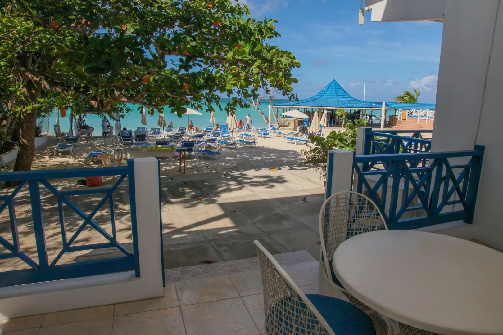 Negril Tree House Resort