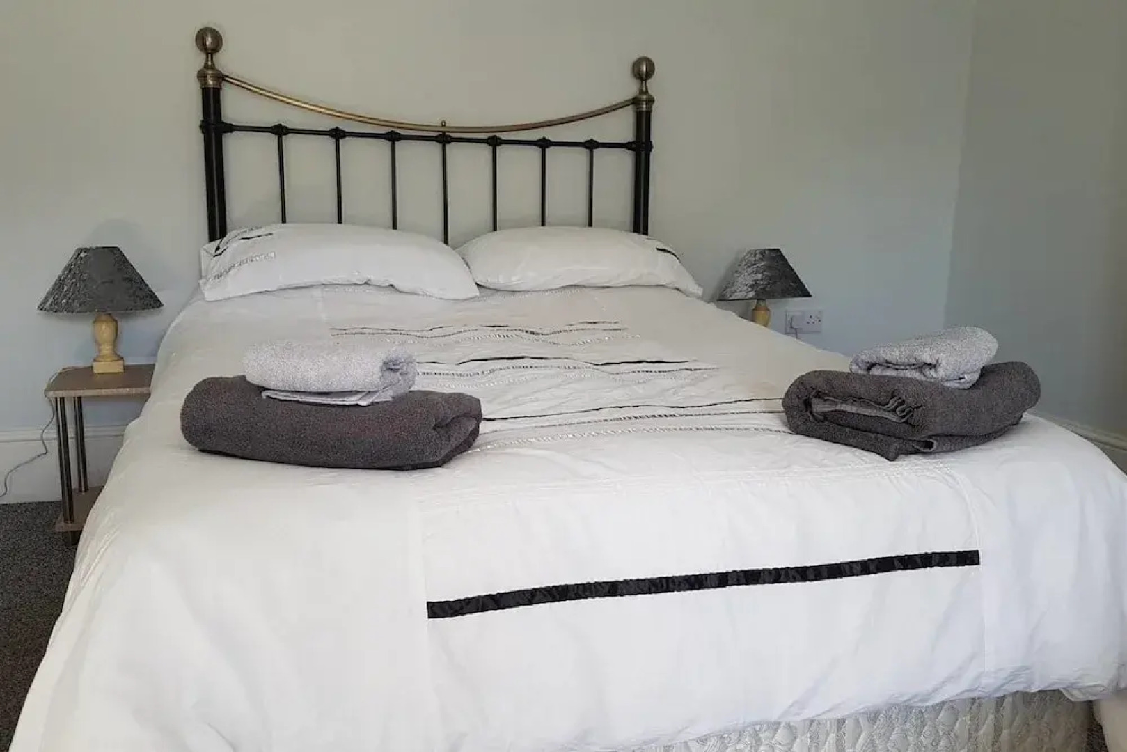 Sleeps 6 Fantastic Views