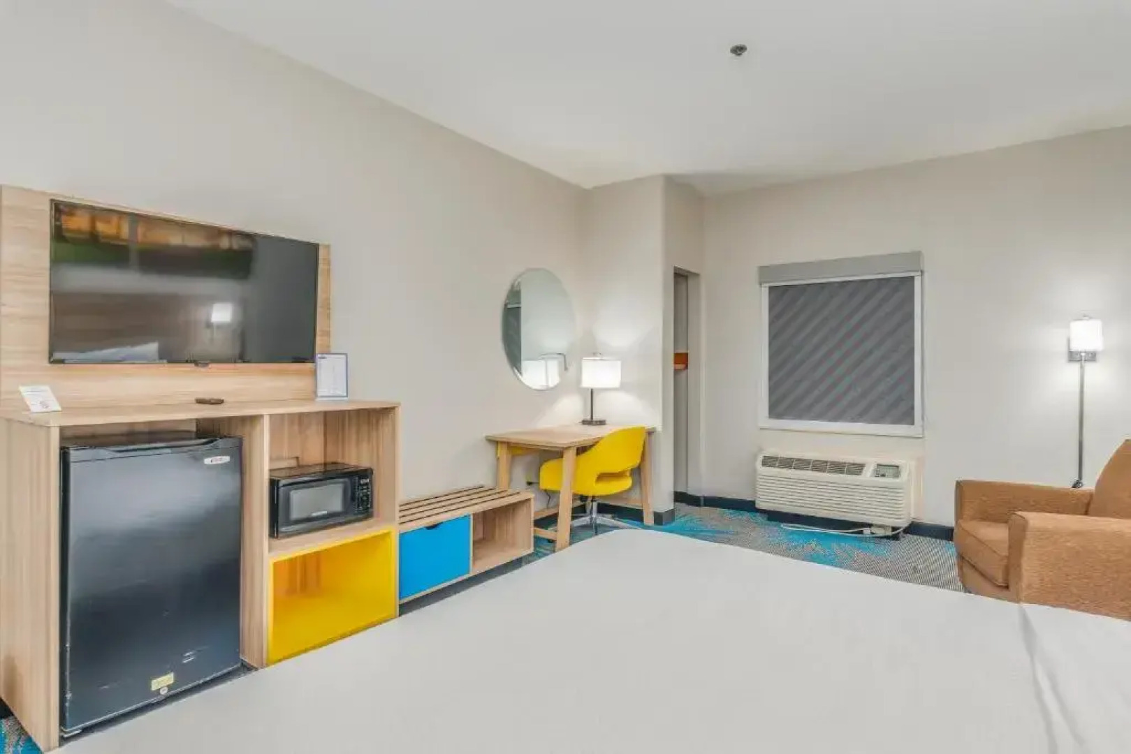 Days Inn & Suites Prattville-Montgomery