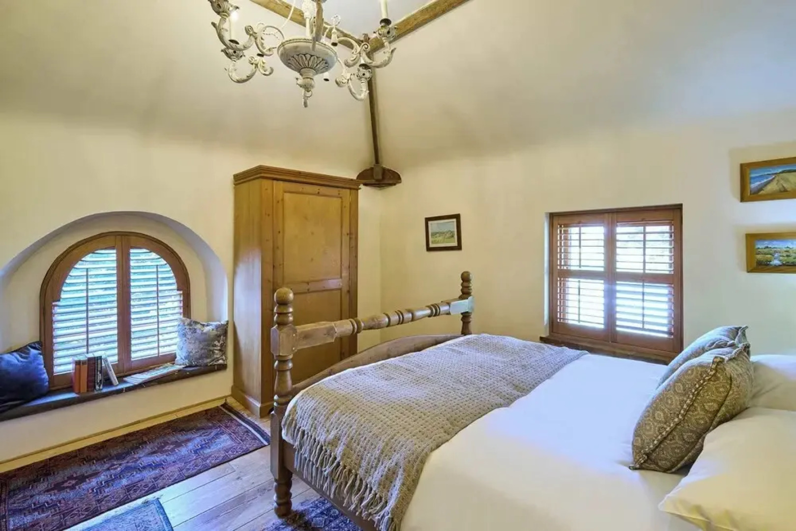 Host Stay The Chapel