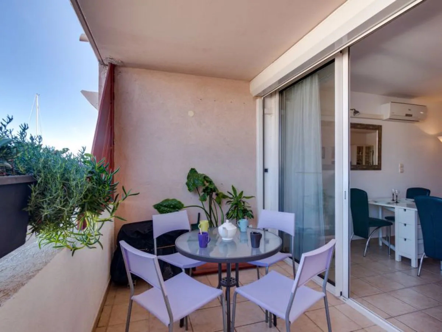 Les Quais de lAmirauté