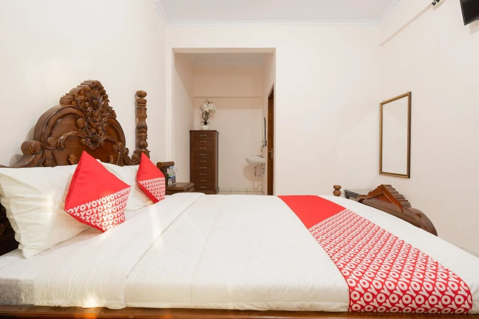 OYO 1885 Wisma Wongso Syariah