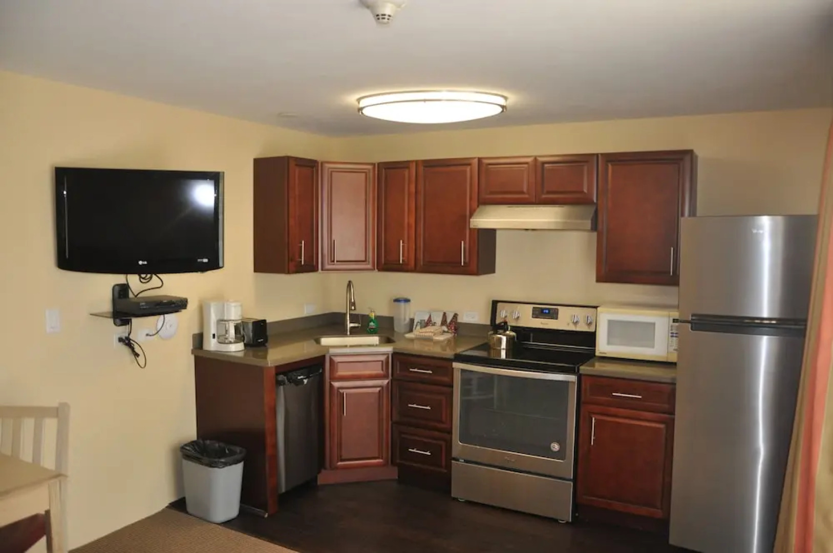 Rosemont Guest Suites