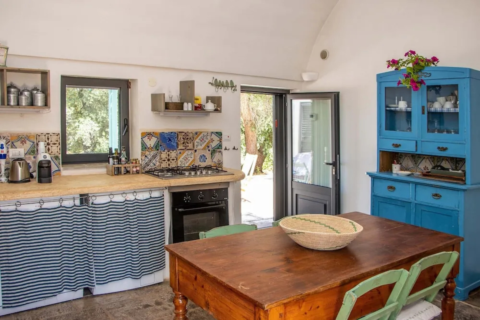 3598 Trullo Yoram by Perle di Puglia