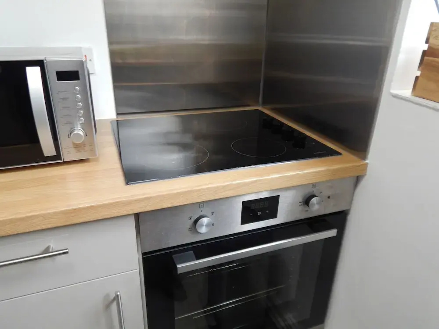 River Court Apartments LETS